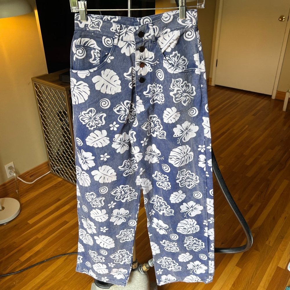 NWT Aloha Print Jeans